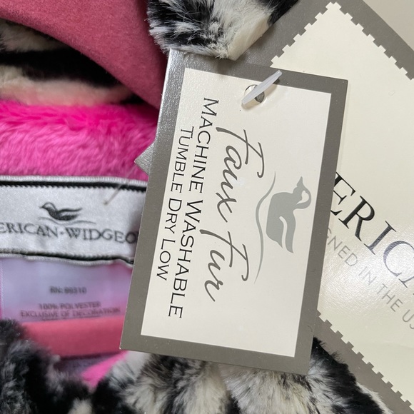 New American Widgeon Faux Fur Coat (Child size 5) - Picture 3 of 13